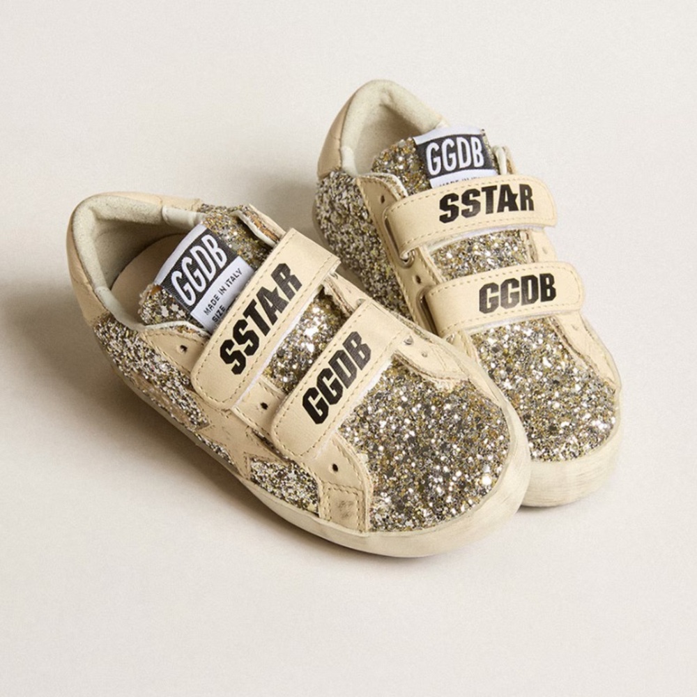 Old School Young in platinum glitter with leather star& heel tab -Size 31 US 13